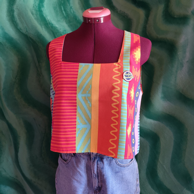 le crop top hellopoulette le crop top hellopoulette